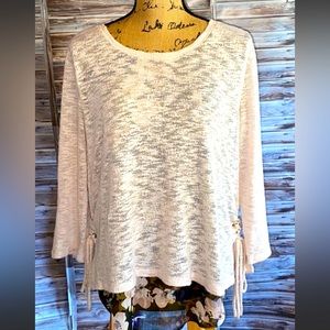 Ava James Top. Size large lace up side floral underside